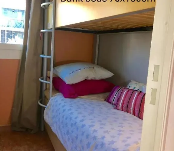Family - Terrace - Parking - 4-5 People شقة *